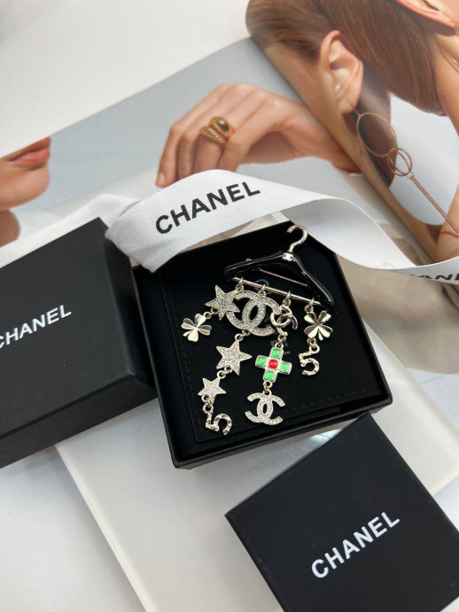 Брошь Chanel 10470