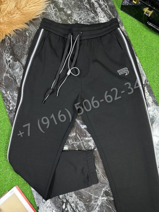 Спортивные штаны Balenciaga 18012