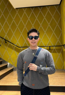 Свитер Gucci 23952