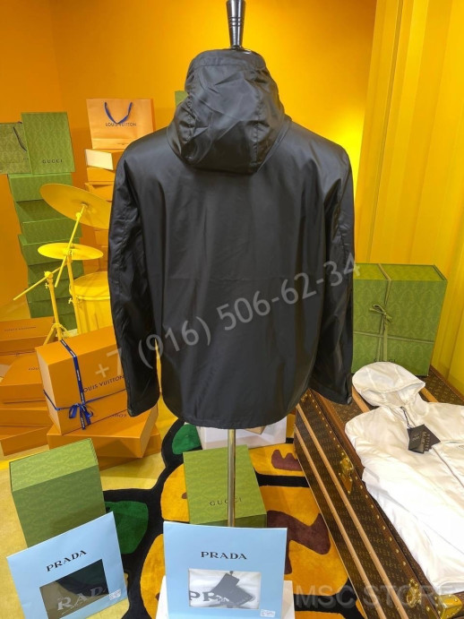 Куртка Prada 10231