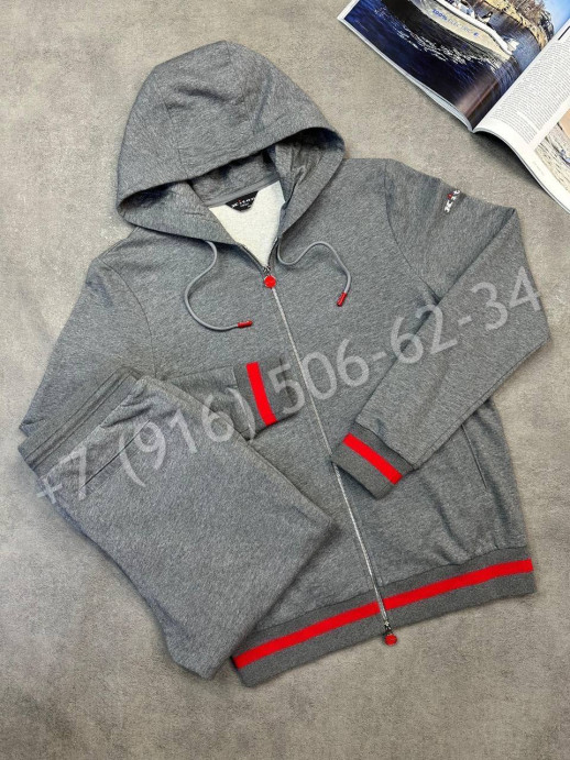 Прогулочный костюм KITON 31702