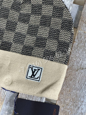 Шапка Louis Vuitton 6856