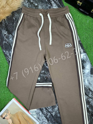 Спортивные штаны Balenciaga 18013