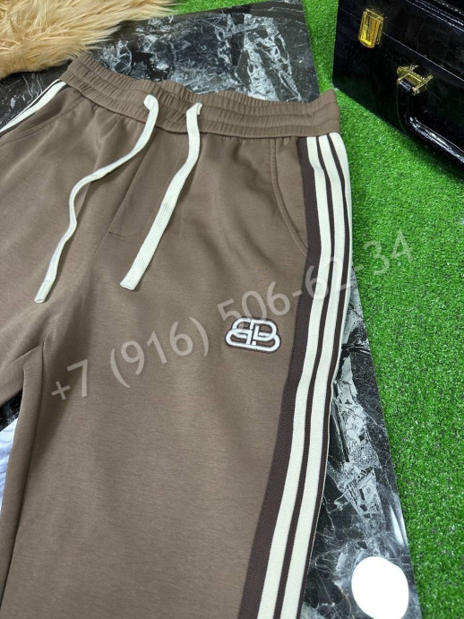 Спортивные штаны Balenciaga 18013