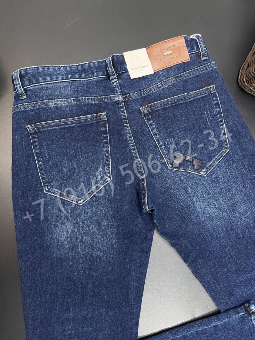 Джинсы Salvatore Ferragamo 19113