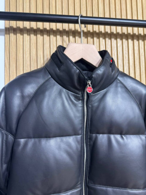 Кожаный пуховик Kiton 16009