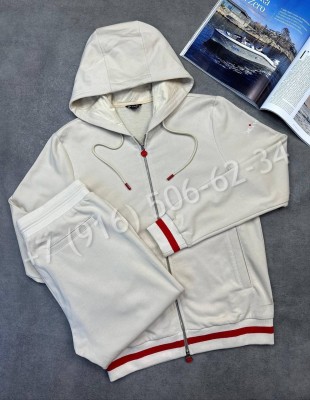 Прогулочный костюм KITON 31704