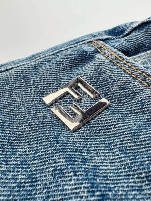 Джинсы Fendi 33500