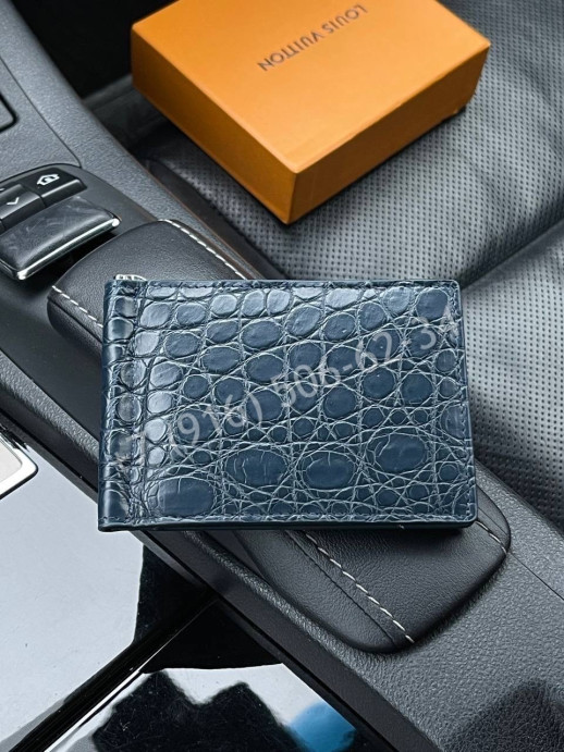 Кошелек Louis Vuitton из кожи крокодила 7479