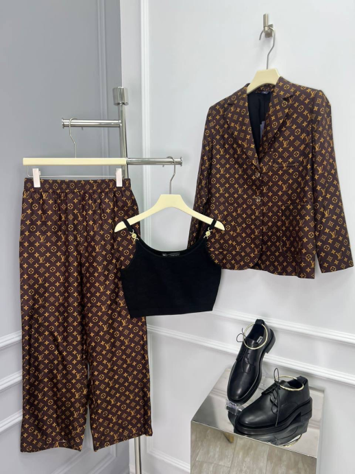 Костюм Louis Vuitton 13641