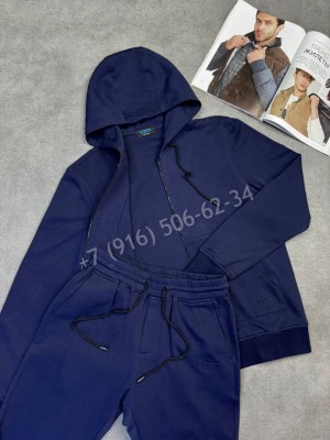 Прогулочный костюм KITON 33901