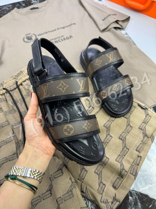 Футболка Balenciaga 25803