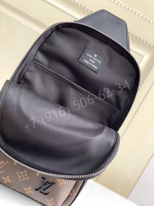 Сумка-слинг Louis Vuitton 13564