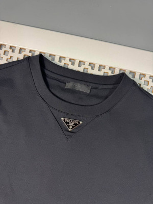 Футболка Prada 18005