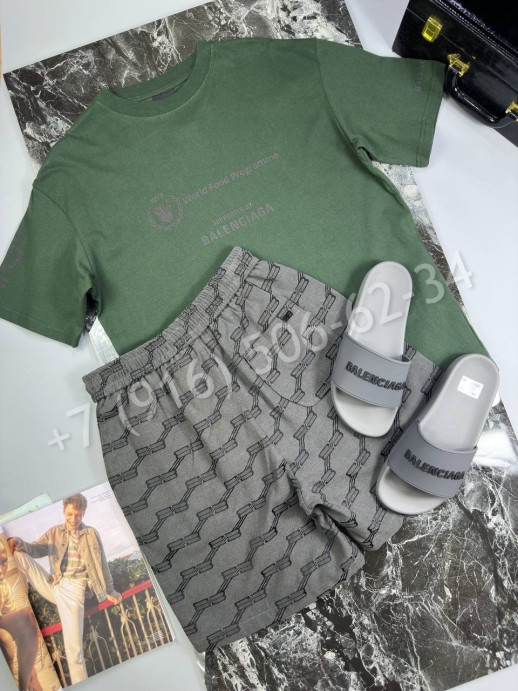 Футболка Balenciaga 19422