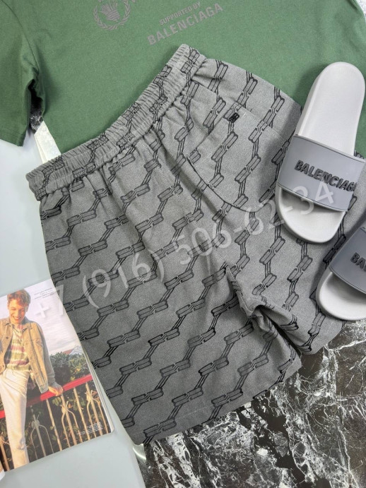 Футболка Balenciaga 19422