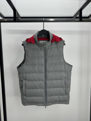 Жилетка Brunello Cucinelli наполнитель пух/перо 22866