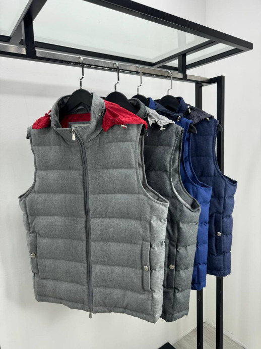 Жилетка Brunello Cucinelli наполнитель пух/перо 22866