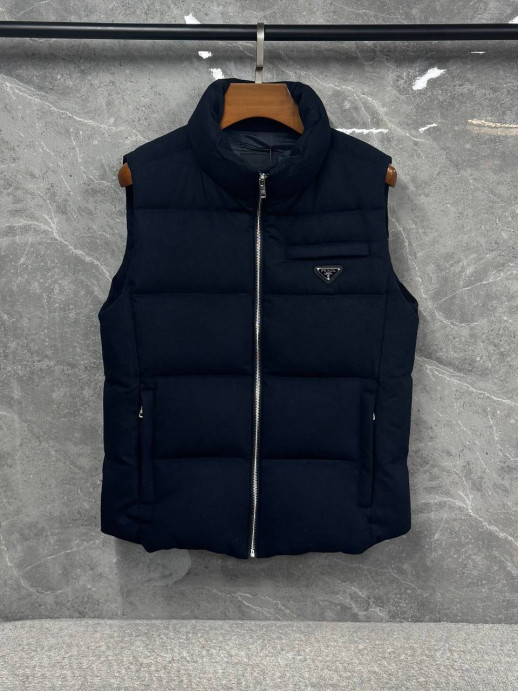 Жилетка Prada 22871