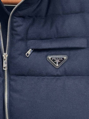 Жилетка Prada 22871