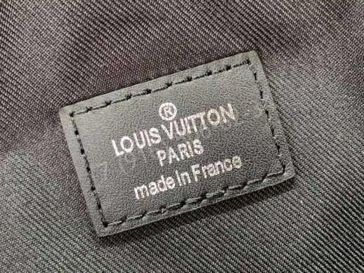 Сумка-слинг Louis Vuitton 13565