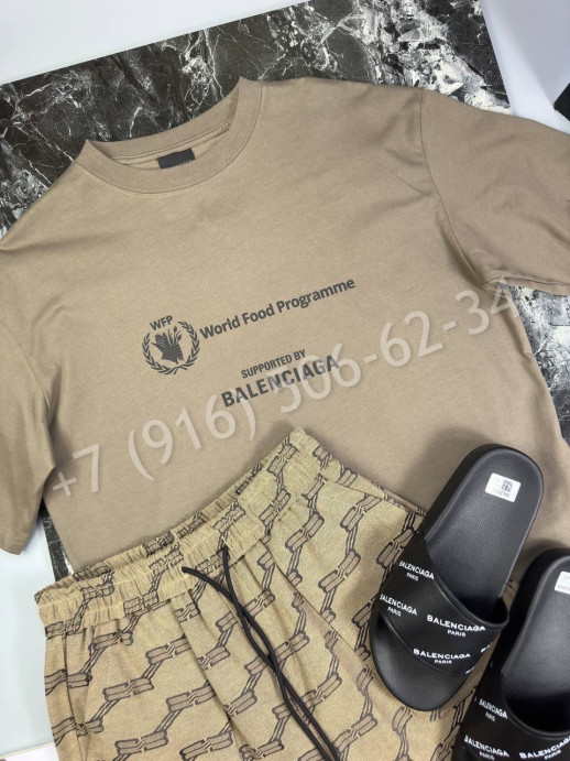 Футболка Balenciaga 19423