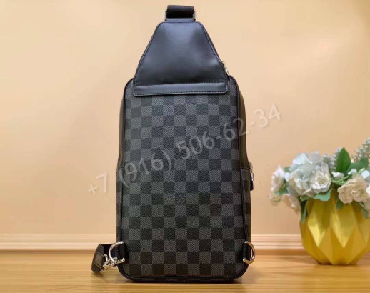Сумка-слинг Louis Vuitton 13566