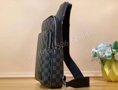 Сумка-слинг Louis Vuitton 13566