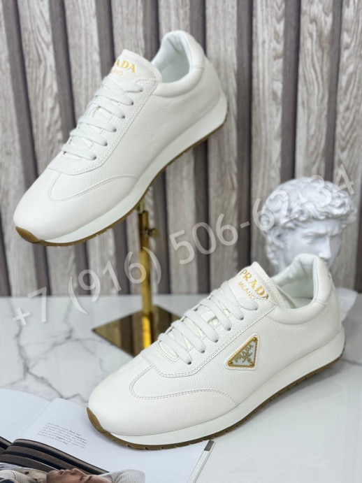 Кроссовки Prada 31000