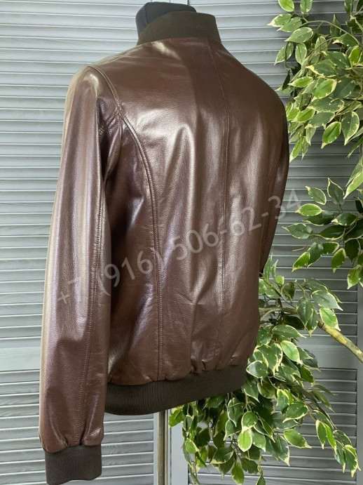 Кожаная куртка Loro Piana 12427