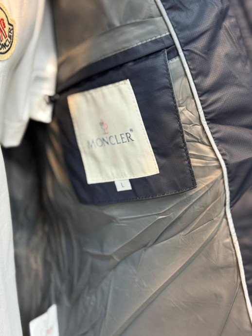 Пуховик Moncler 21100