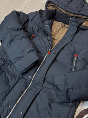 Пуховик Kiton 22169