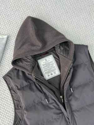 Жилетка Brunello Cucinelli 24195