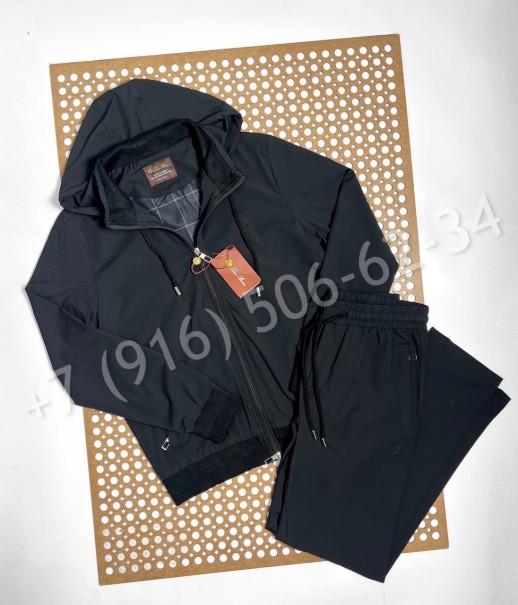 Прогулочный костюм Loro Piana 30000