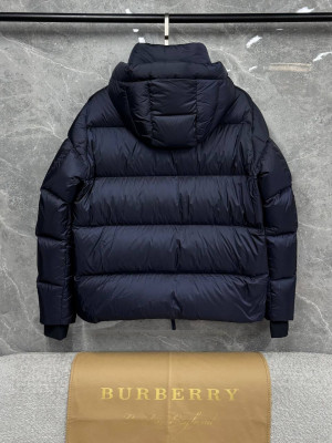 Пуховик Burberry 22967