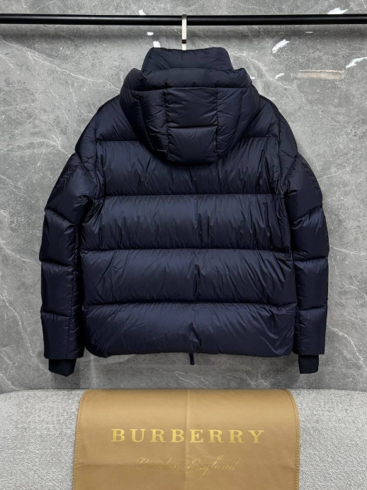 Пуховик Burberry 22967