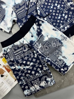 Костюм Louis Vuitton 31002