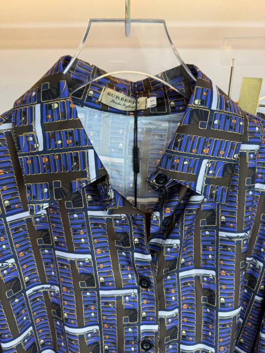 Костюм Burberry 34783 4