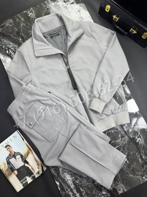 Прогулочный костюм Tom Ford 18917