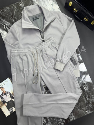 Прогулочный костюм Tom Ford 18917