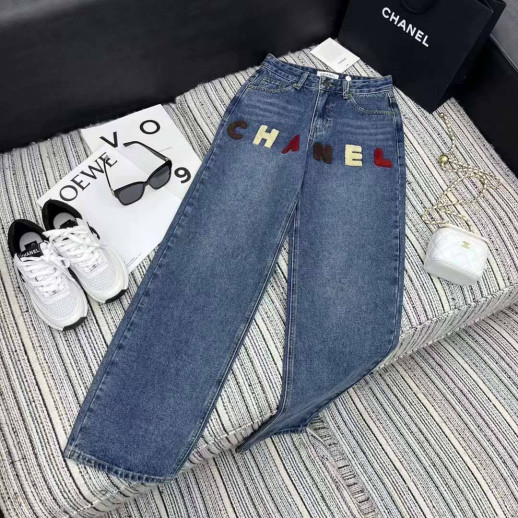 Джинсы Chanel 19125