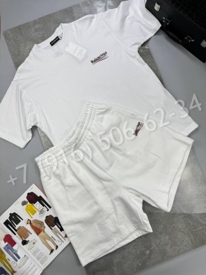 Костюм Balenciaga 31003