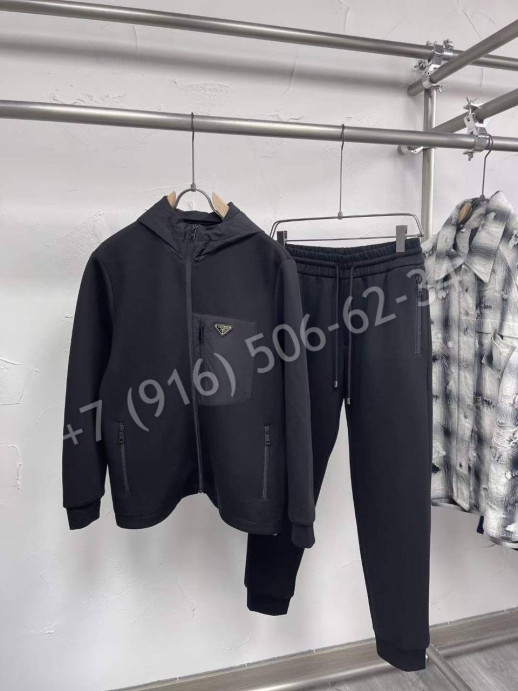 Спортивный костюм Prada 21322