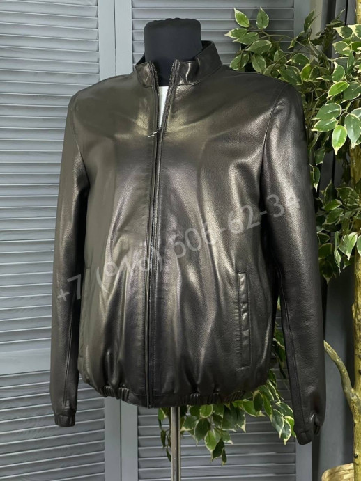 Кожаная куртка Loro Piana 12430