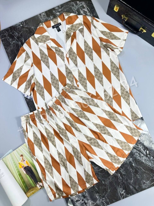 Прогулочный костюм Gucci 18122