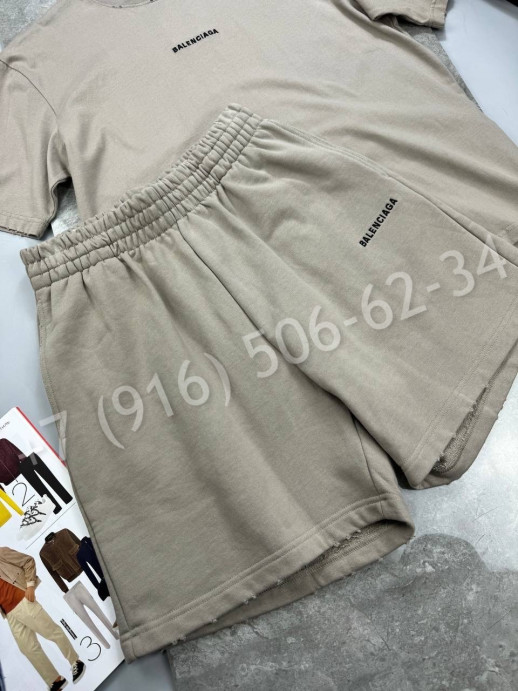 Костюм Balenciaga 31004