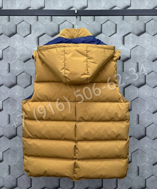 Жилетка Brunello Cucinelli 25606