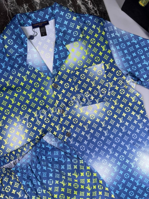 Прогулочный костюм Louis Vuitton 18123