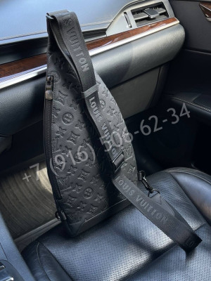 Сумка-слинг Louis Vuitton 16267
