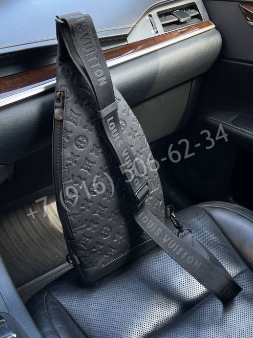 Сумка-слинг Louis Vuitton 16267